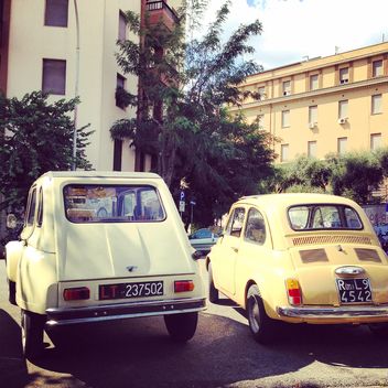 Old cars parked in street - бесплатный image #332011
